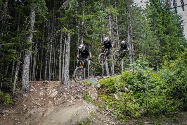  flat pedals mountain bike riders